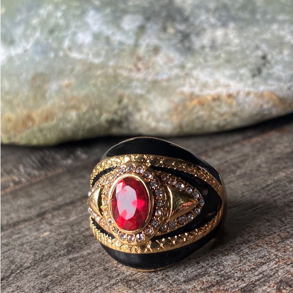 NEW Heirloom Collection Ruby & Rhinestone Statement Ring - Picture 11 of 16